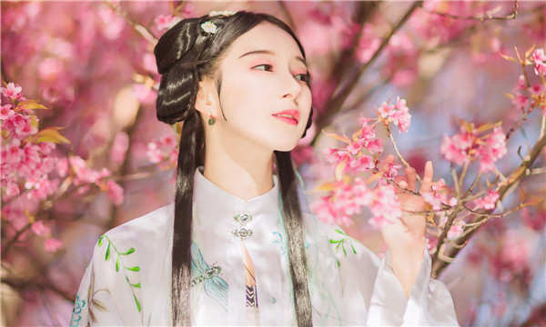 东宝供卵试管婴儿：助您实现家庭梦想的科学方案
